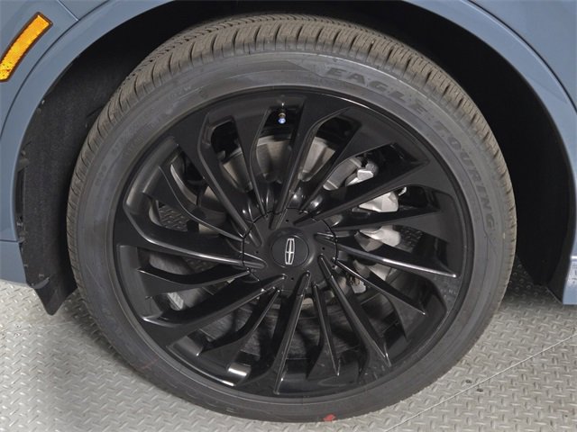 New 2026 Lincoln Aviator Reserve w/ Luxury Package image 11