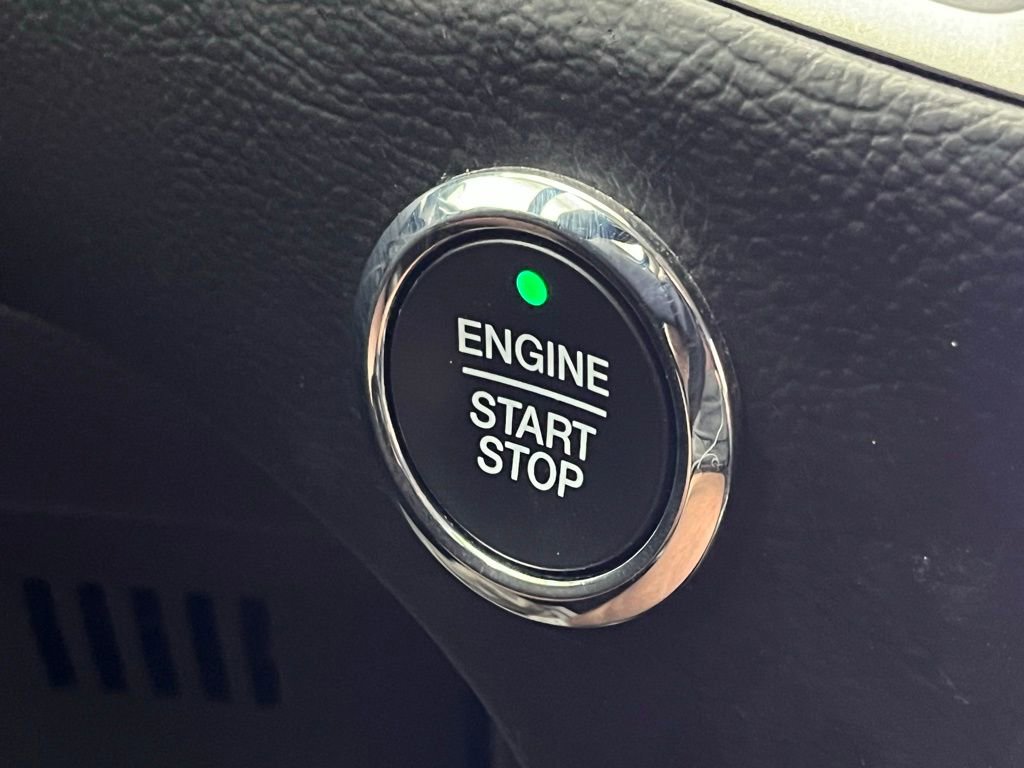 Used 2022 Ford Edge SEL image 4