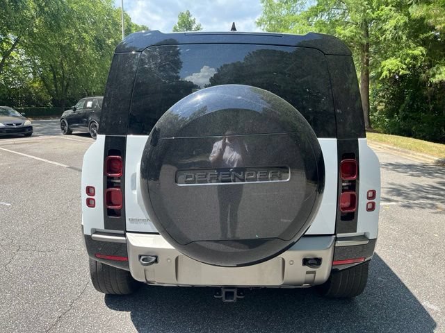Certified 2025 Land Rover Defender 110 X-Dynamic SE AWD/4WD image 8