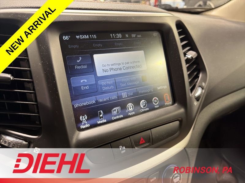 Used 2017 Jeep Cherokee Limited AWD/4WD image 15