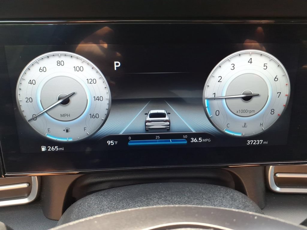 Certified 2023 Hyundai Elantra SEL w/ Convenience Package FWD image 17