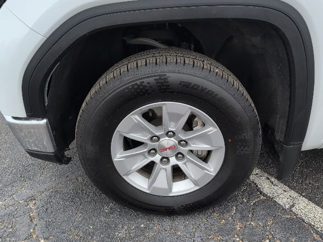 Certified 2024 GMC Sierra 1500 SLE RWD image 3