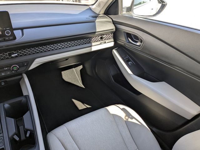 Used 2024 Honda Accord EX image 21