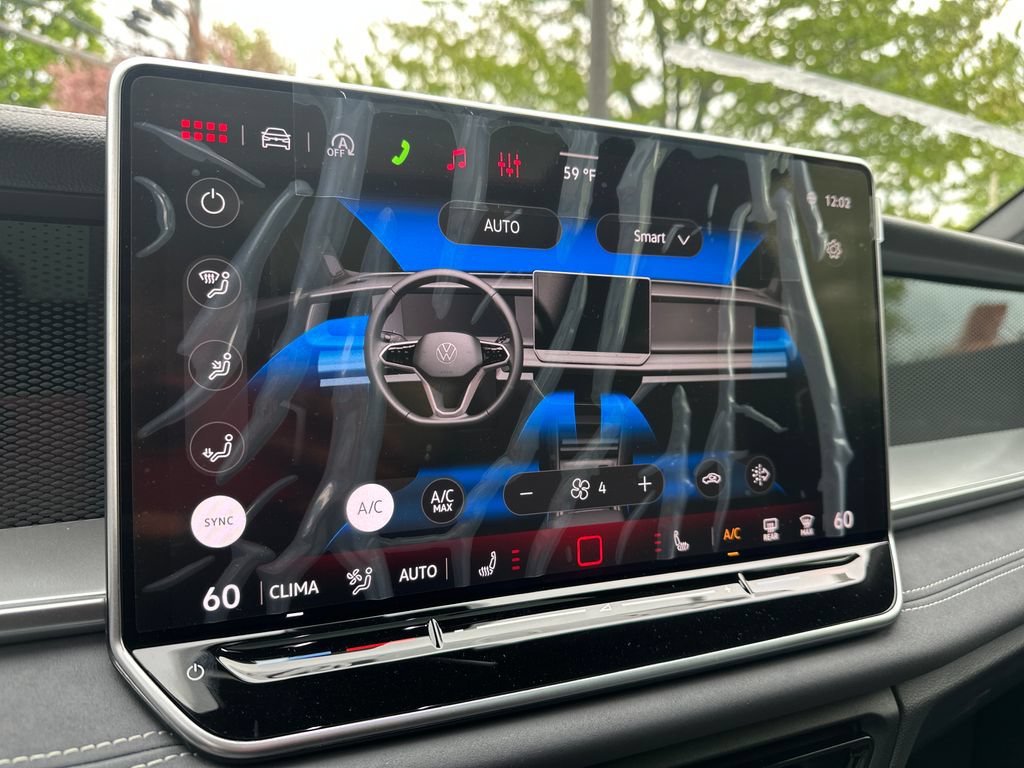 New 2026 Volkswagen Tiguan SE R-Line AWD/4WD image 12