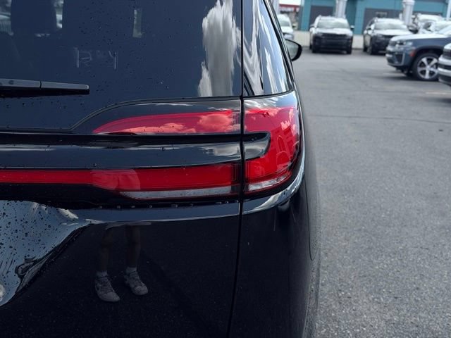 New 2027 Chrysler Pacifica Select FWD image 7