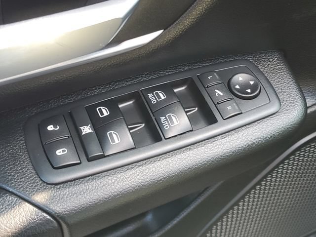 Used 2020 RAM 1500 Big Horn AWD/4WD image 16