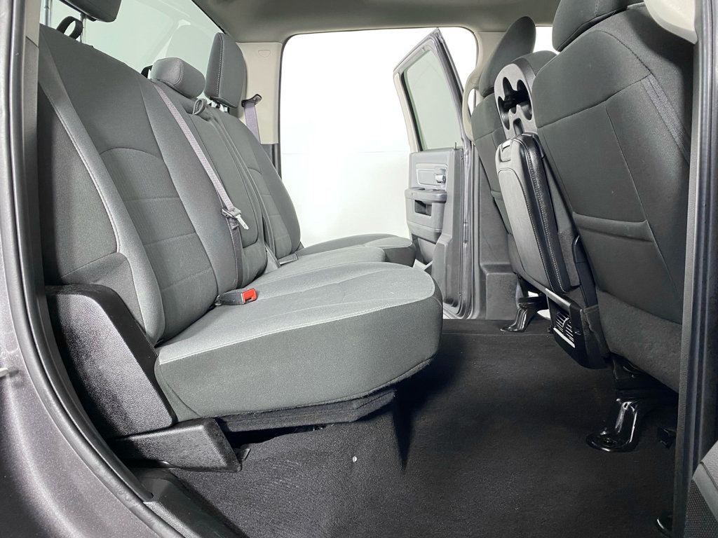 Used 2023 RAM 1500 Classic SLT AWD/4WD image 12