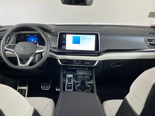 Used 2025 Volkswagen Atlas Cross Sport SEL Premium R-Line image 14