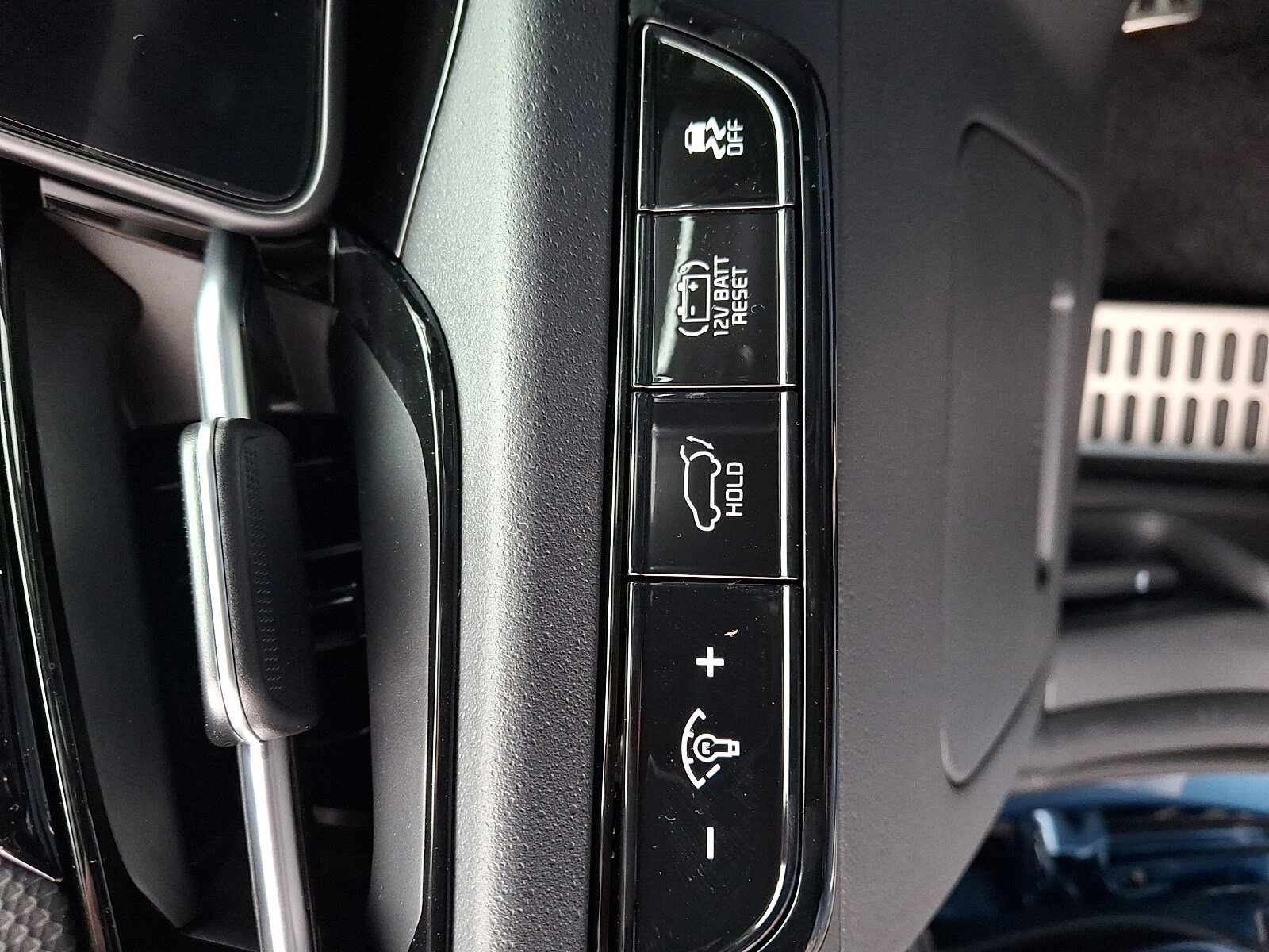 New 2026 Kia Niro SX Touring image 18