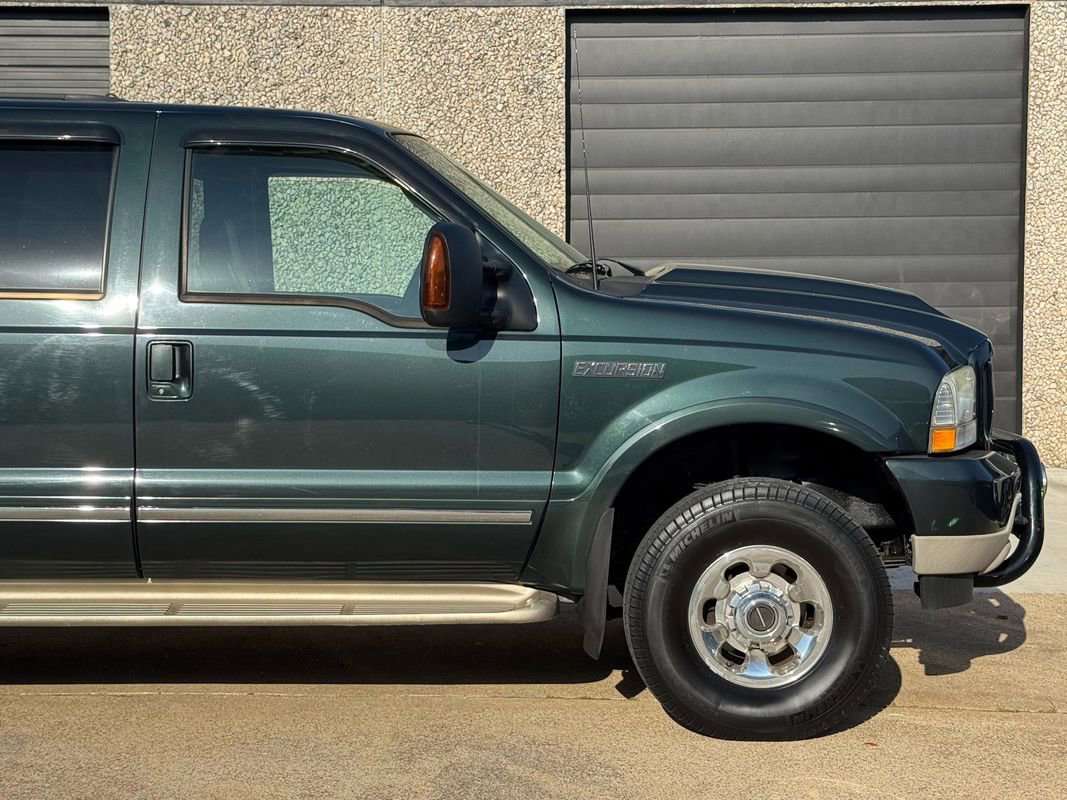 Used 2003 Ford Excursion Limited image 10