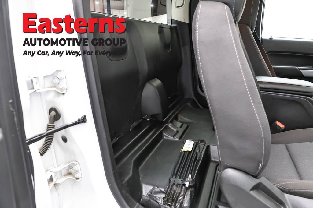 Used 2022 Chevrolet Colorado LT w/ Fleet Safety Package RWD image 23