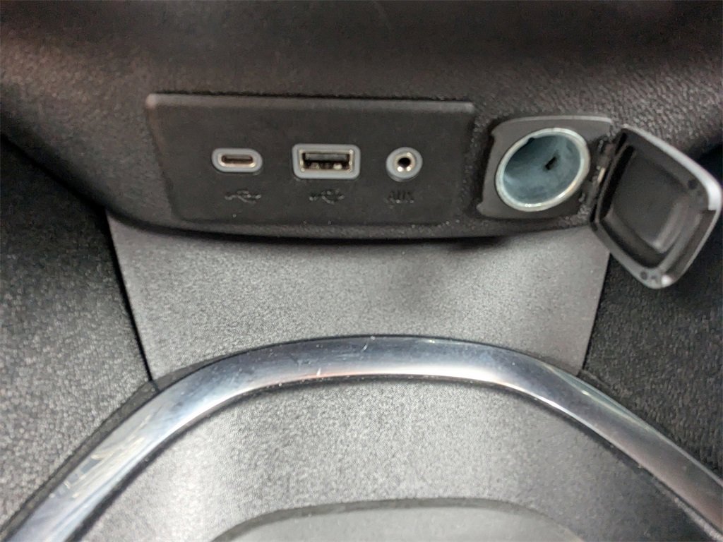 Used 2024 Chevrolet Malibu LT image 22