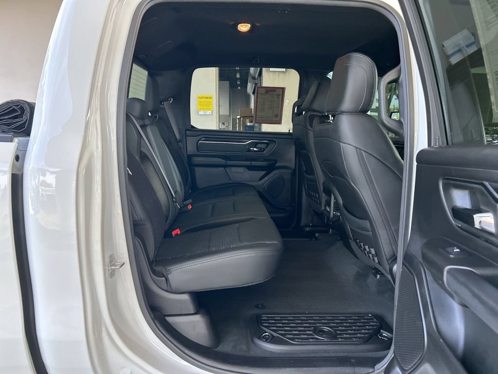 Used 2023 RAM 1500 Big Horn AWD/4WD image 29