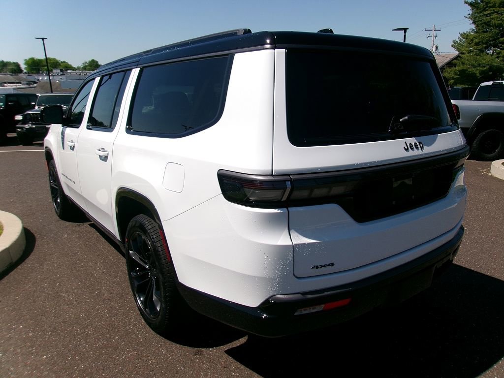 New 2026 Jeep Grand Wagoneer L Summit AWD/4WD image 4