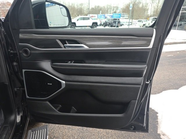 Used 2022 Jeep Wagoneer Series III w/ Premium Group I image 8