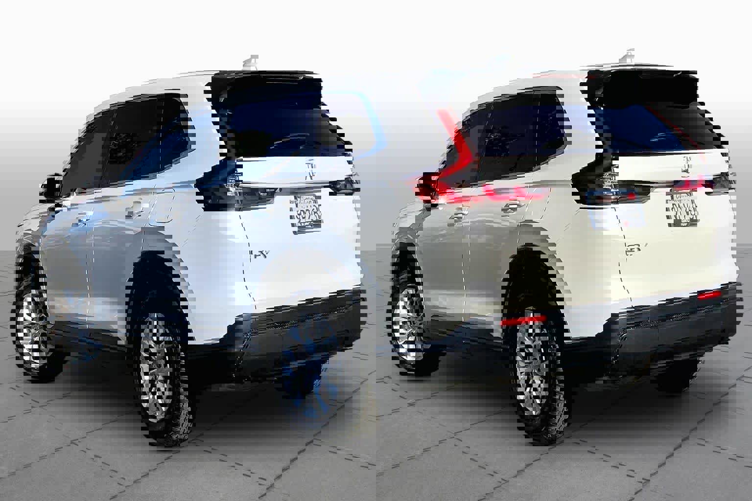 Used 2025 Honda CR-V LX image 11