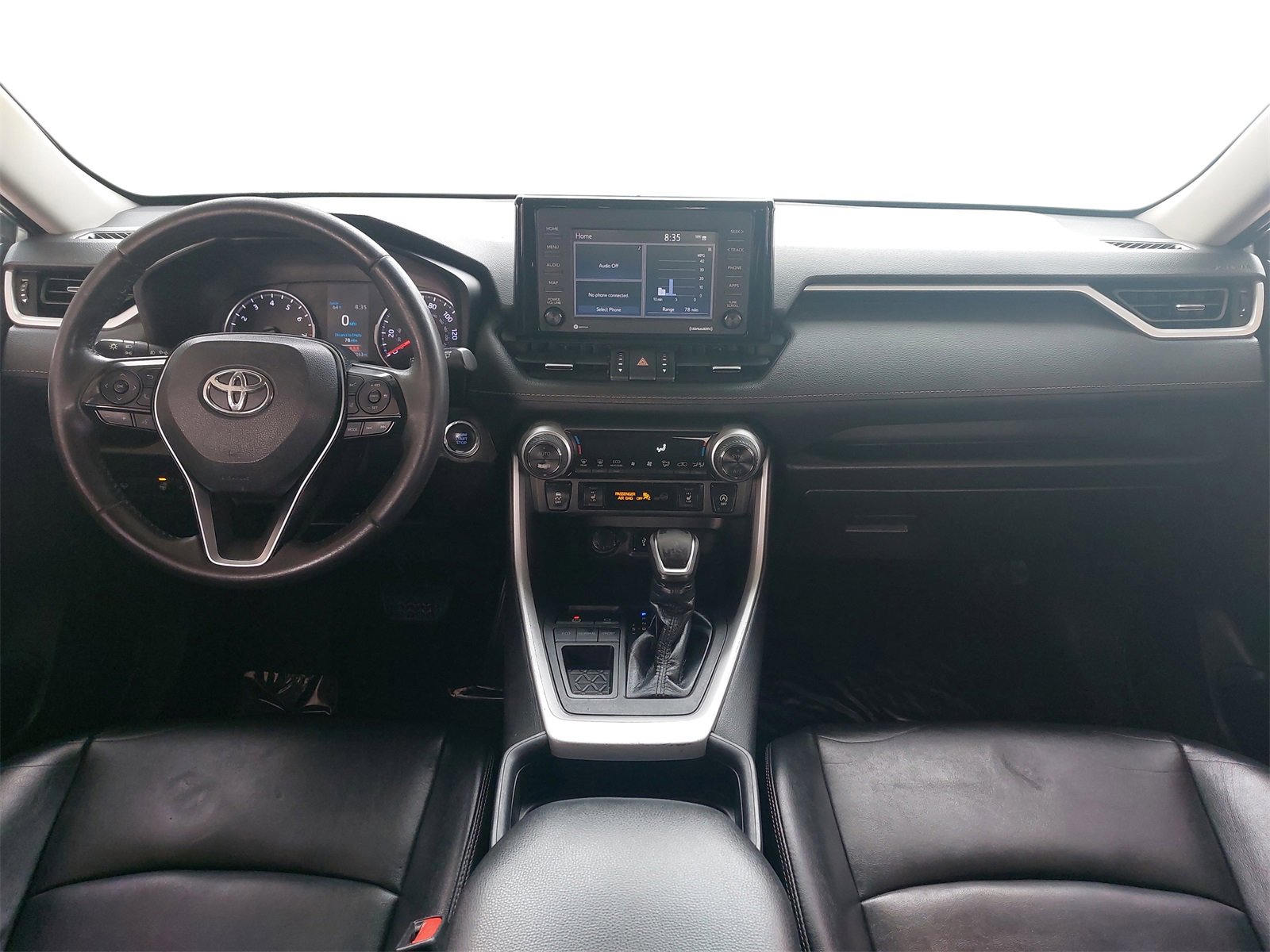 Used 2021 Toyota RAV4 XLE Premium image 9
