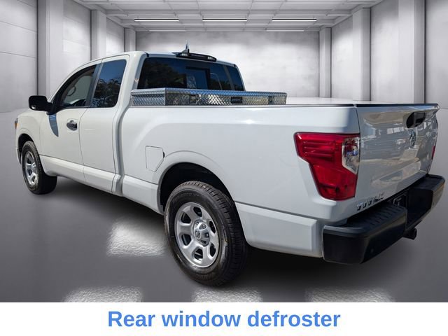 Used 2022 Nissan Titan S image 7