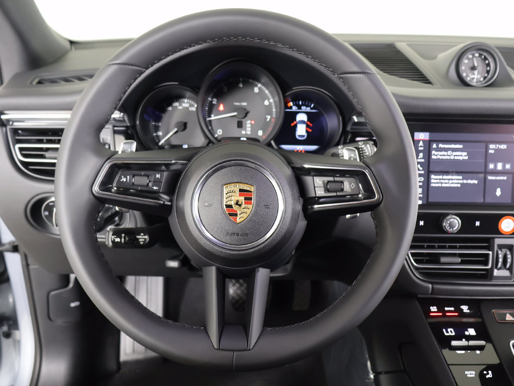New 2026 Porsche Macan AWD/4WD image 19