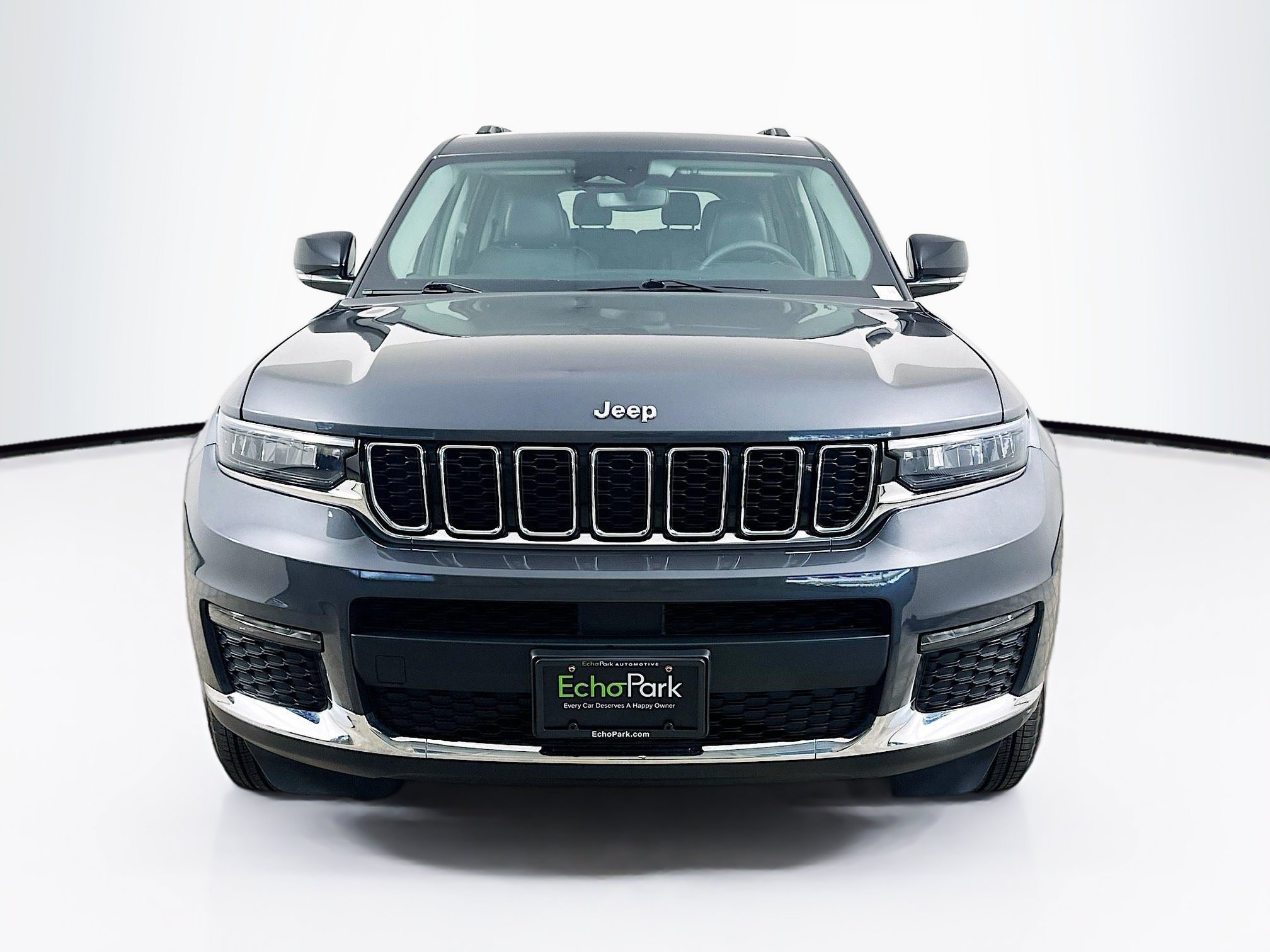 Used 2023 Jeep Grand Cherokee L Limited AWD/4WD image 2