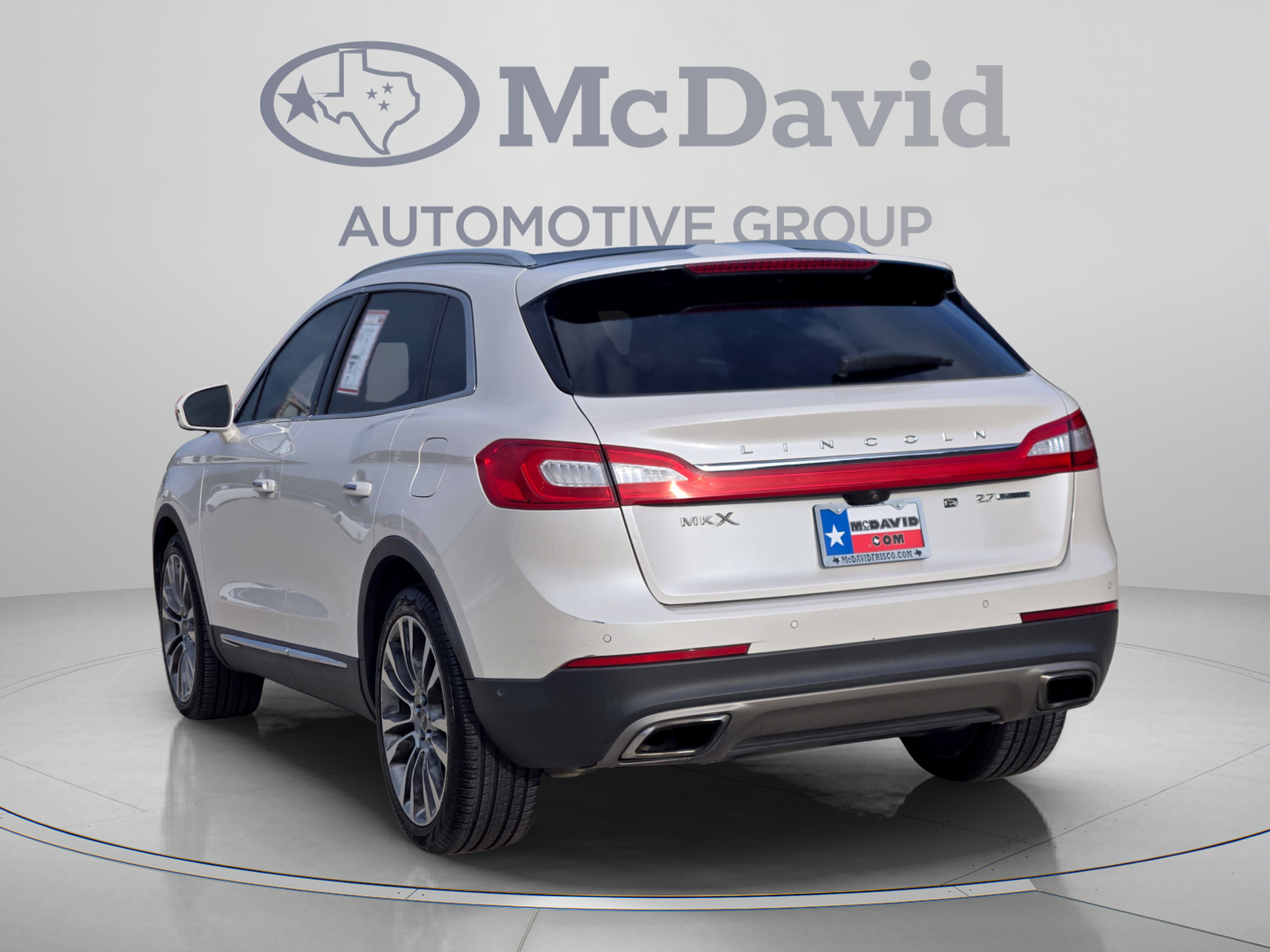 Used 2016 Lincoln MKX Reserve w/ Luxury Package FWD image 4