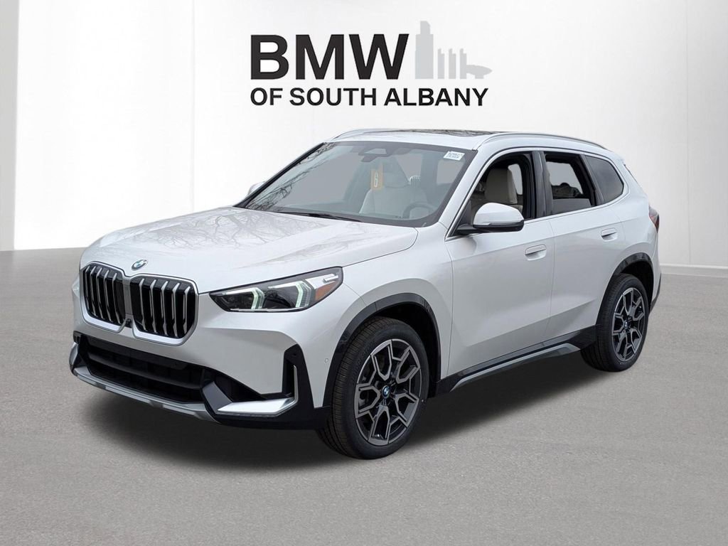 New 2026 BMW X1 xDrive28i w/ Technology Package AWD/4WD image 3