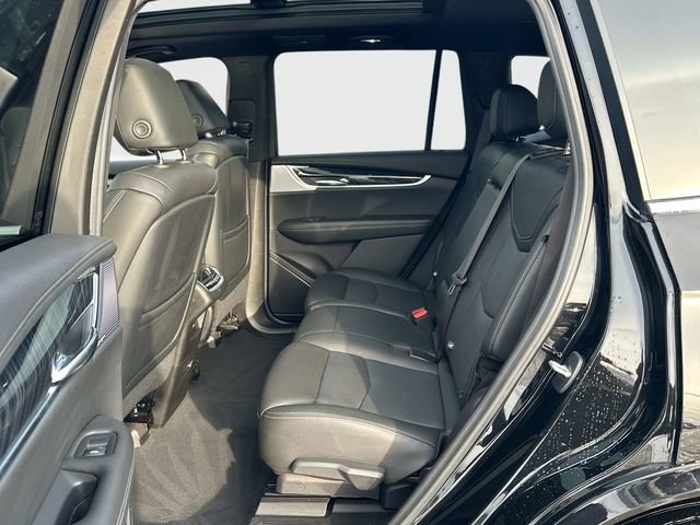 Certified 2023 Cadillac XT6 Premium Luxury w/ Technology Package image 16