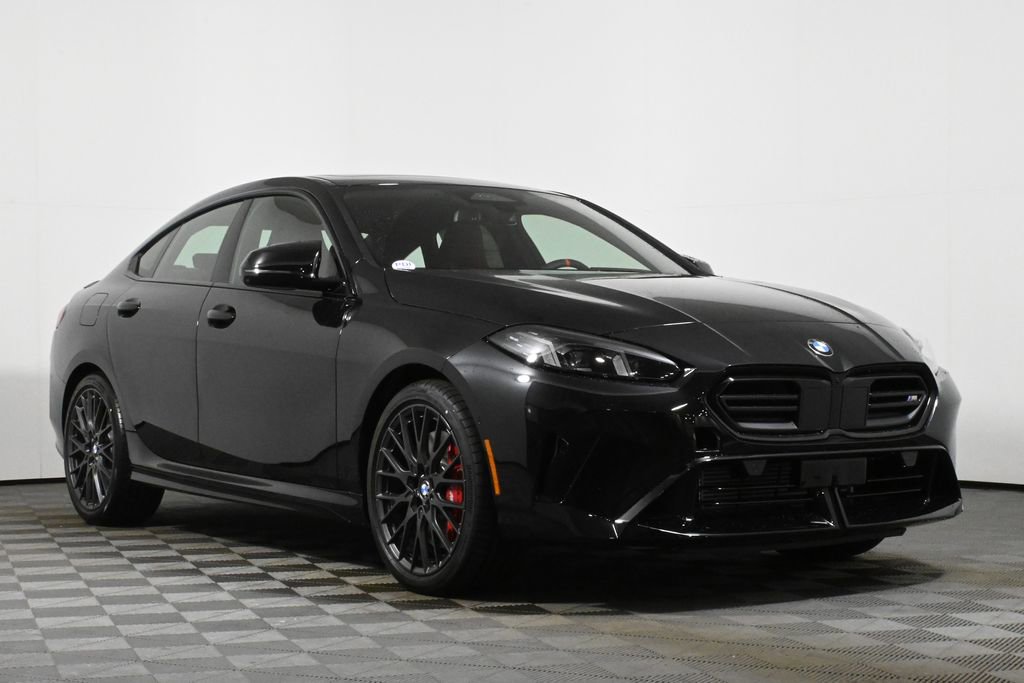 Used 2025 BMW M235i xDrive w/ Premium Package image 9