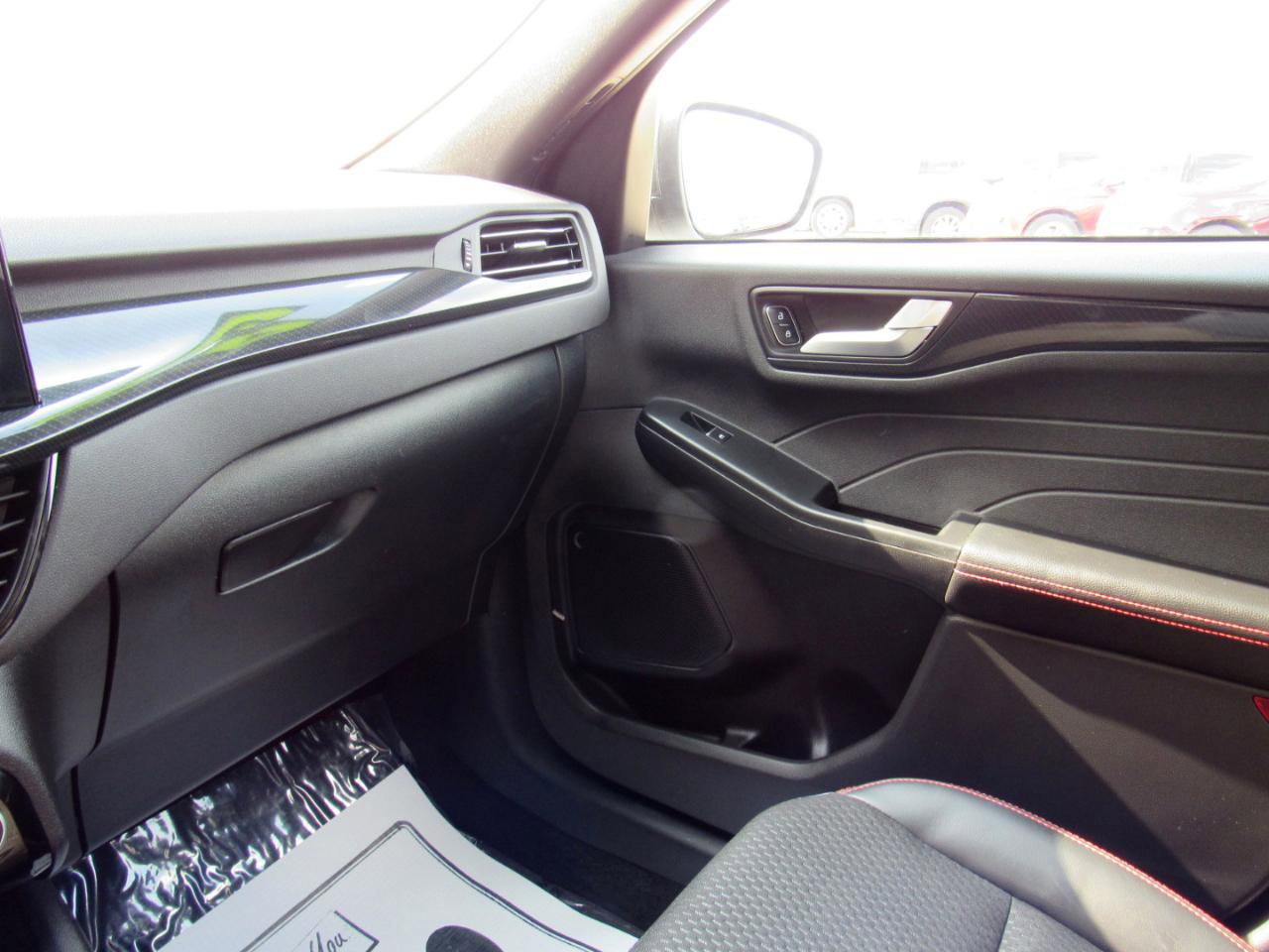 Used 2023 Ford Escape ST-Line w/ Tech Pack #1 AWD/4WD image 24