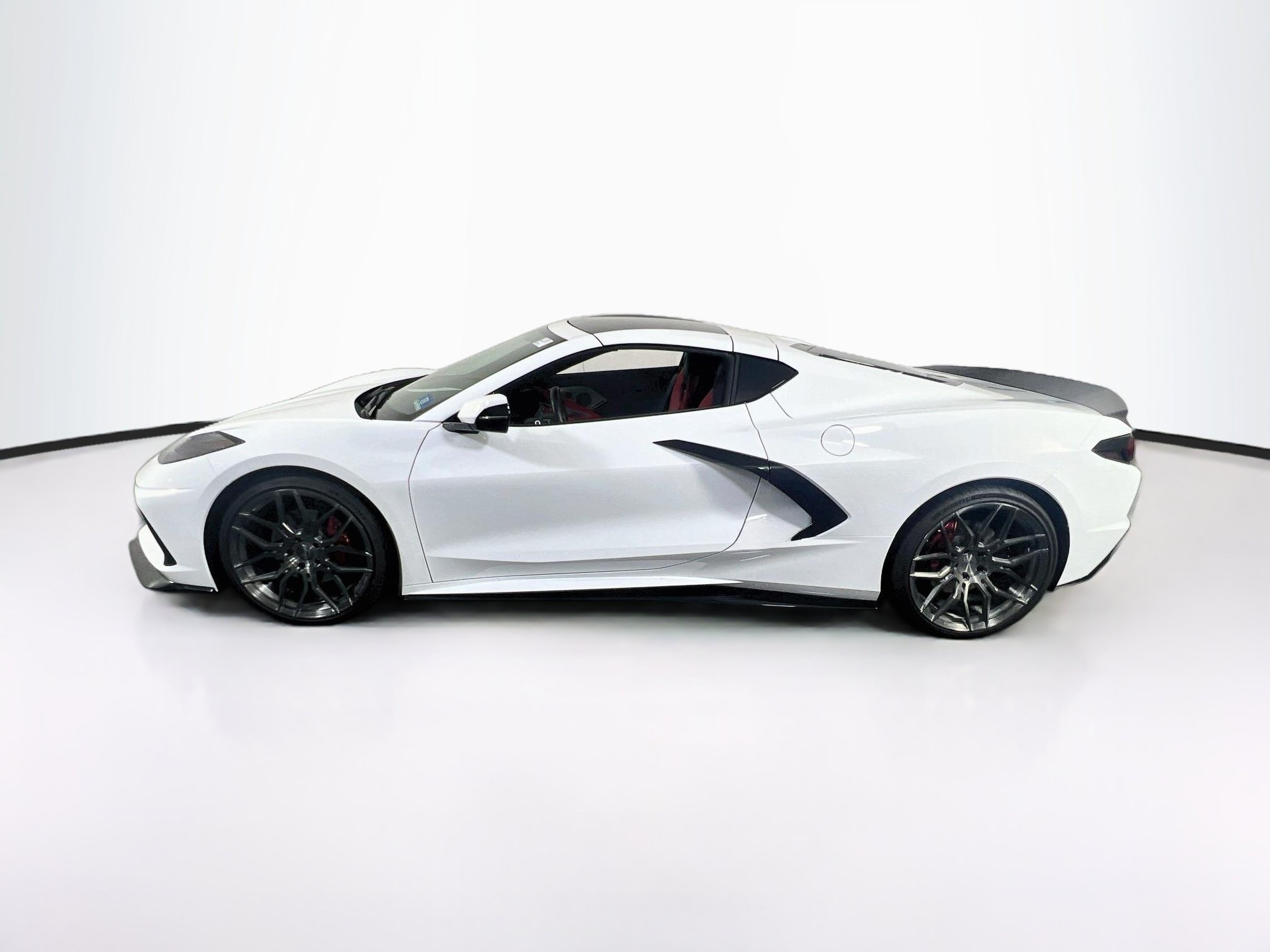Used 2020 Chevrolet Corvette Stingray Preferred Cpe w/ 2LT Preferred Equipment Group RWD image 8