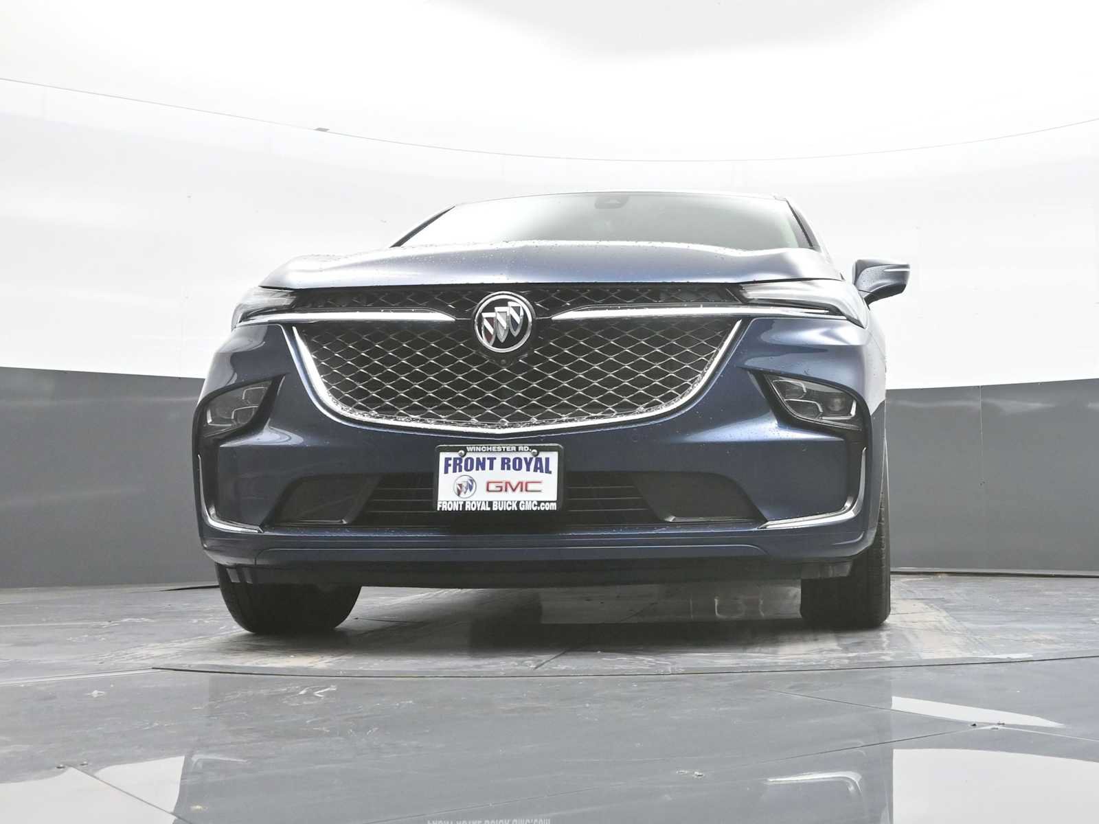 Used 2024 Buick Enclave Avenir w/ Avenir Technology Package AWD/4WD image 37