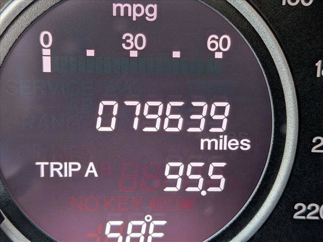 Used 2015 Honda CR-V LX image 10