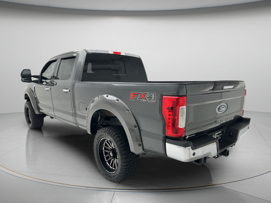 Used 2018 Ford F250 XLT w/ XLT Premium Package AWD/4WD image 7
