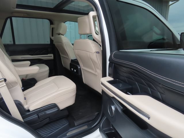 Used 2024 Ford Expedition Platinum AWD/4WD image 29