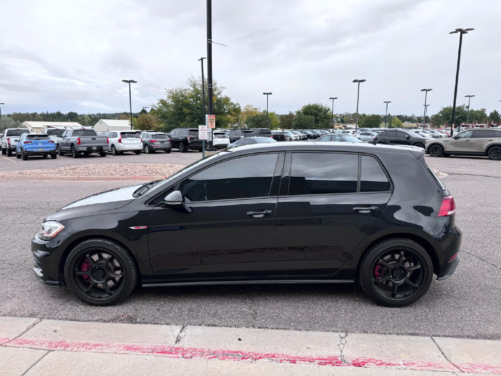 Used 2021 Volkswagen GTI SE FWD image 7