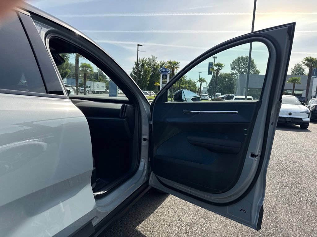 New 2026 Volvo EX30 Ultra w/ Protection Package Premier AWD/4WD image 19