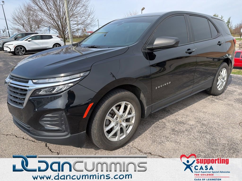 Used 2022 Chevrolet Equinox LS image 1