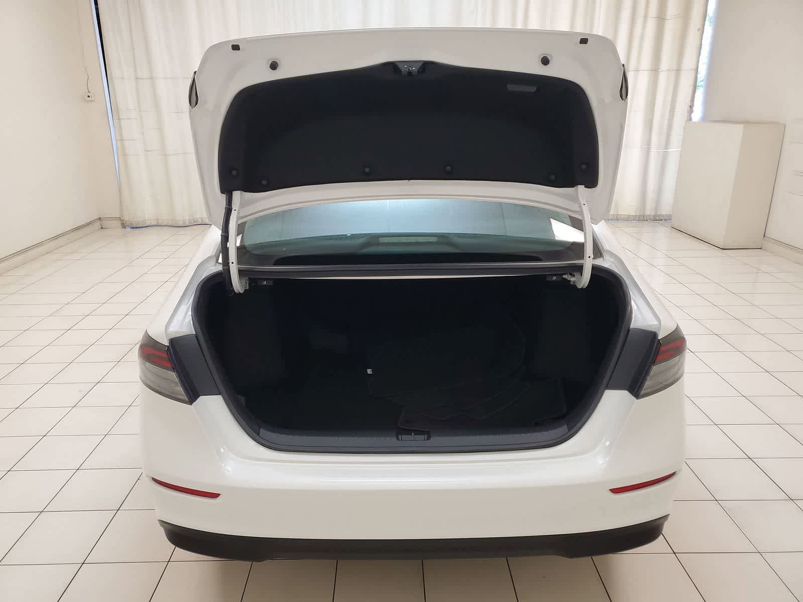 Certified 2025 Honda Accord SE image 21