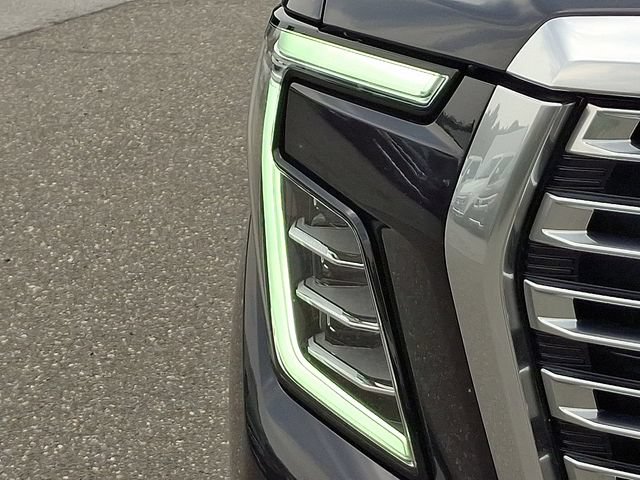 Used 2025 GMC Yukon XL Denali AWD/4WD image 28