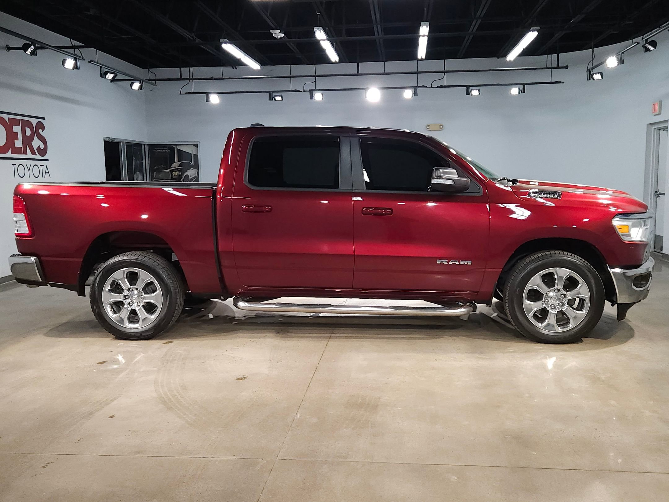 Used 2022 RAM 1500 Big Horn image 8