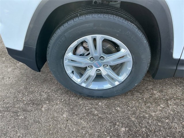 Used 2023 GMC Terrain SLE image 14