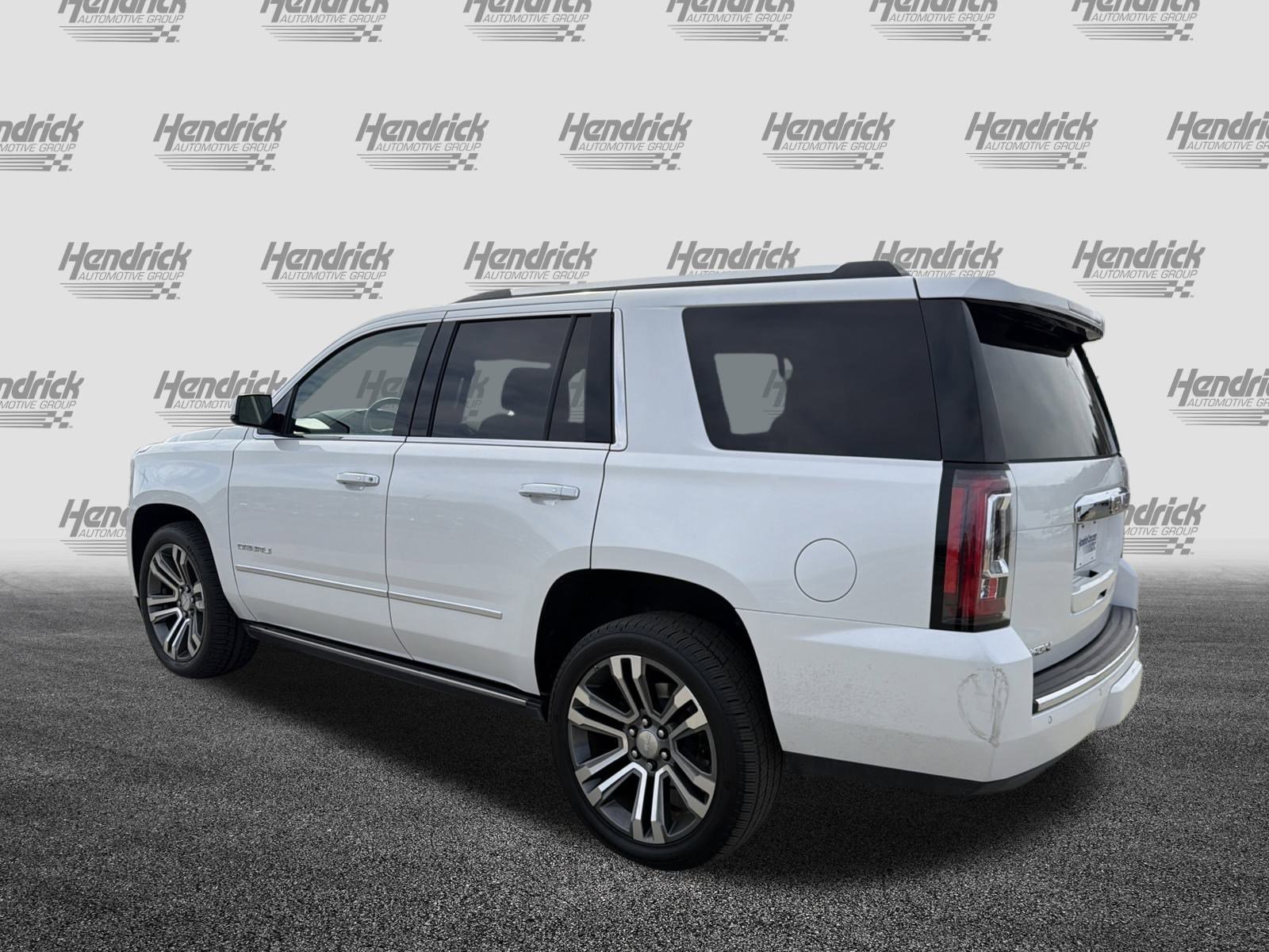 Used 2019 GMC Yukon Denali w/ Denali Ultimate Package image 8
