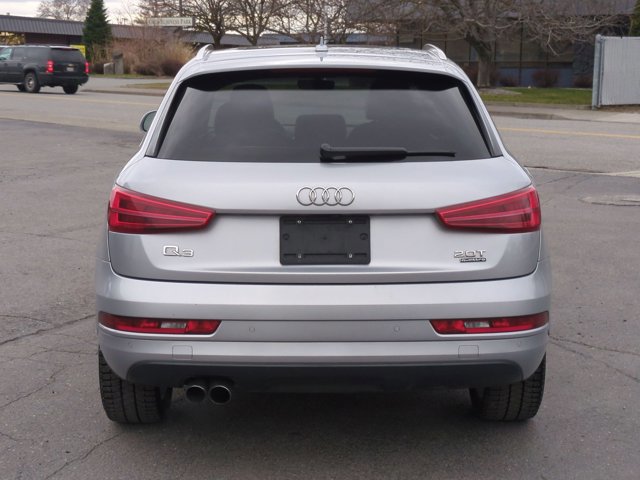 Used 2018 Audi Q3 2.0T Premium Plus w/ Premium Plus Package image 8