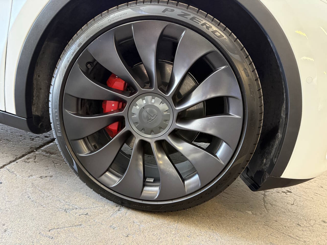 Used 2020 Tesla Model Y Performance AWD/4WD image 36