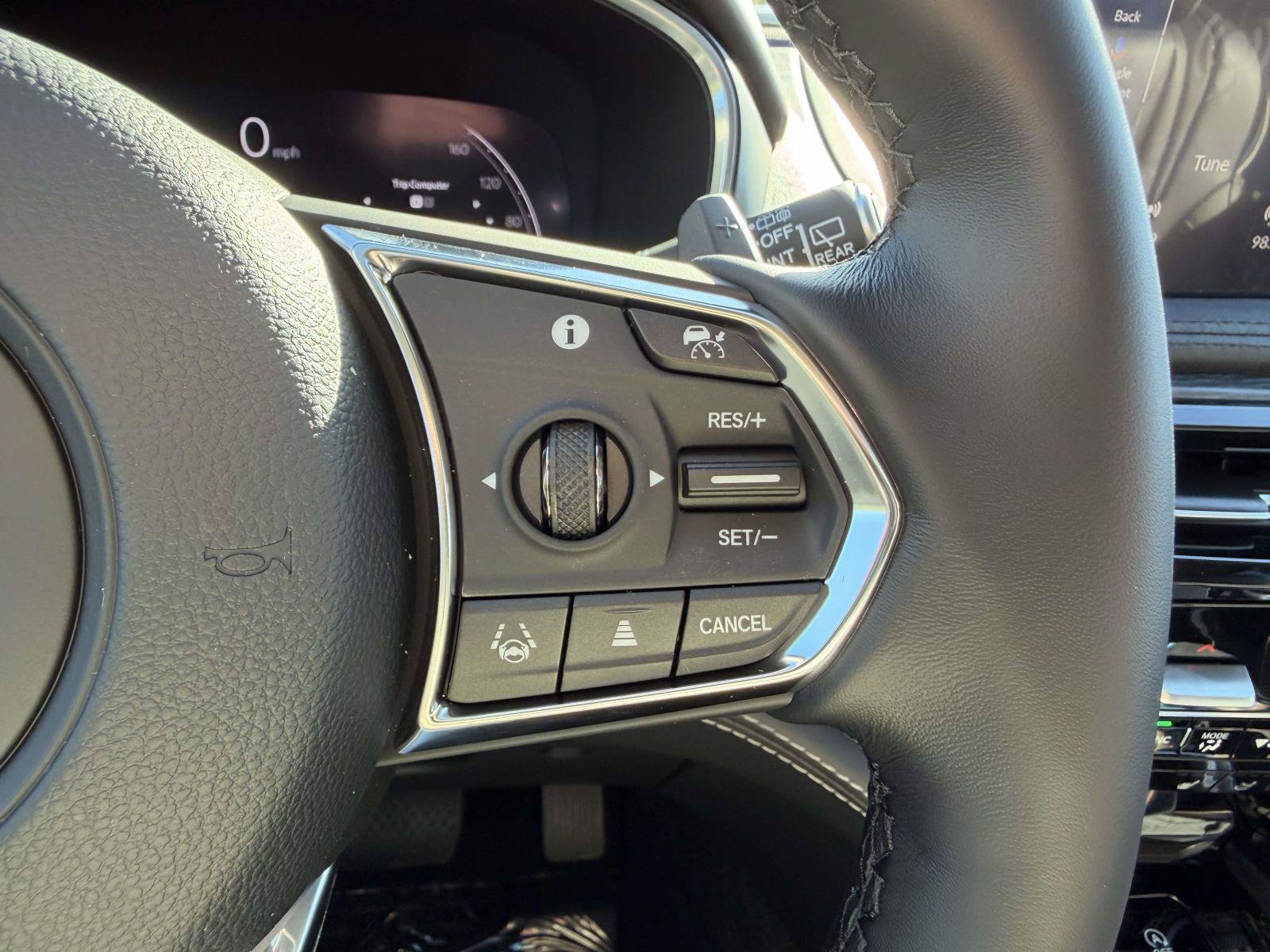 New 2026 Acura MDX w/ Advance Package AWD/4WD image 17