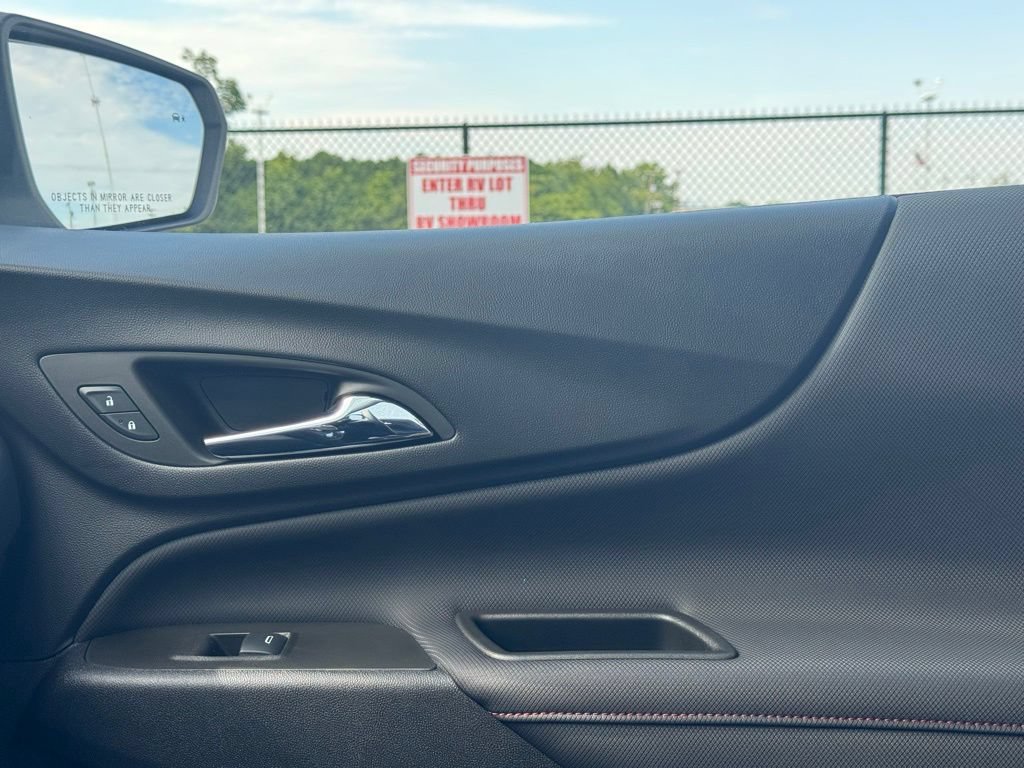 Used 2023 Chevrolet Equinox RS w/ LPO, Floor Liner Package FWD image 36
