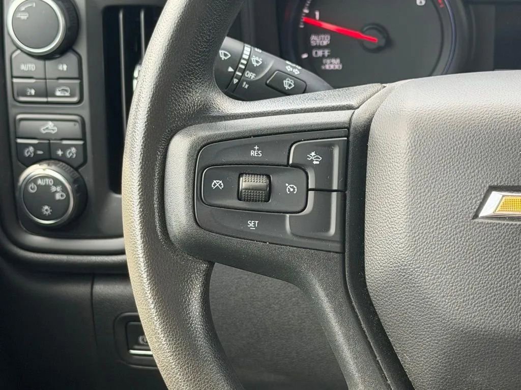 Used 2023 Chevrolet Silverado 1500 Custom AWD/4WD image 16