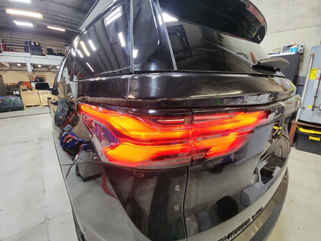 Certified 2023 Chevrolet Traverse RS AWD/4WD image 32