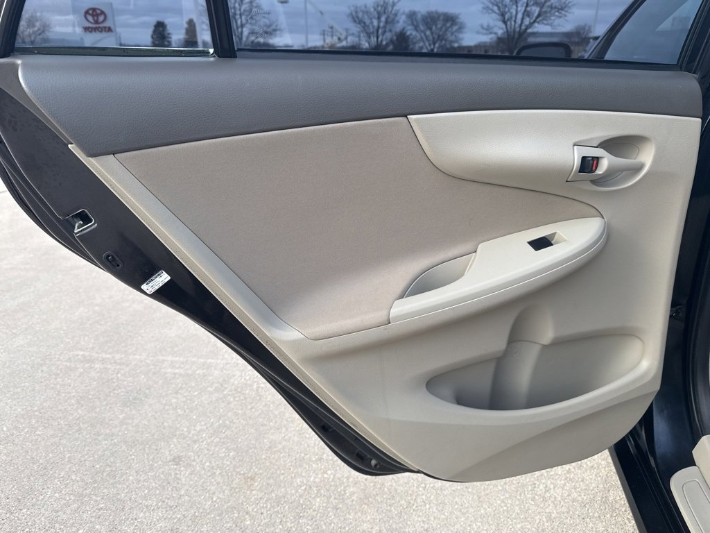 Used 2009 Toyota Corolla LE image 15