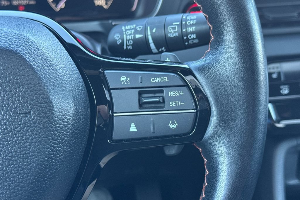 Certified 2024 Honda Pilot TrailSport image 31